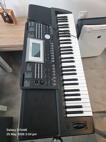 Keyboard Medeli A 810