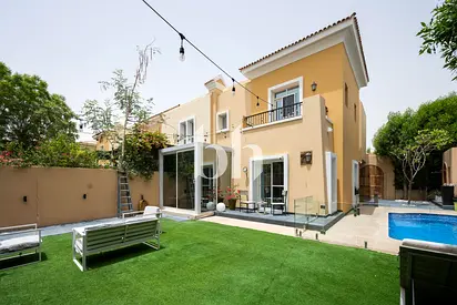 External Maids | Private Pool | Upgraded