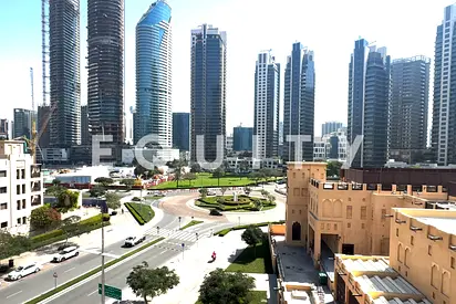 Vacant | Closed Kitchen | Large Layout | Park View