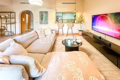 Upgraded | Multiple Cheques | Fully Furnished