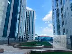 A fantastic opportunity to own a one-bedroom apartment in Orient Towers, in a prime location combini