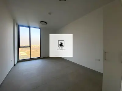 Specious luxury apartment for rent