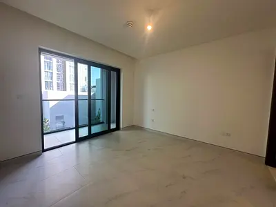 Vacant / Low Floor / Best Price / Ready to Movein