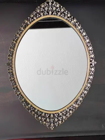 Ornate Oval Mirror Plate with Decorative Frame