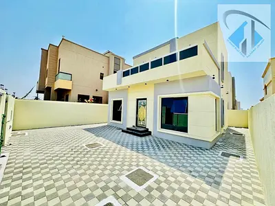 فيلا للبيع بمنطقة العاليه بعجمان مع تصميمات عصريه وتشطيبات شخصيه وانيقه مع مسبح خاص ومساحات للعائلات حيث الموقع المتميز والقرب من الطرق الرئيسيه .
