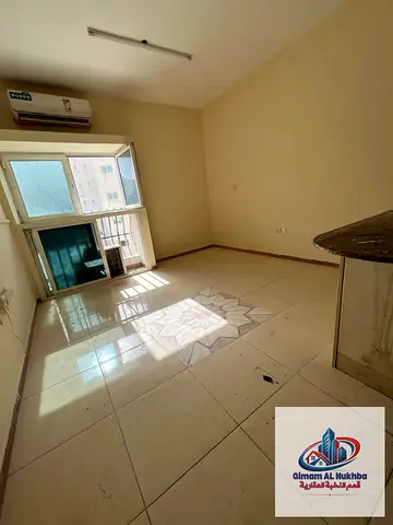 Spacious Studio in Al Qulaya American Kitchen Split AC Central Gas Free Finishing Parking Near Corn