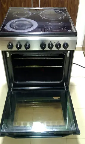 Electric cooking range