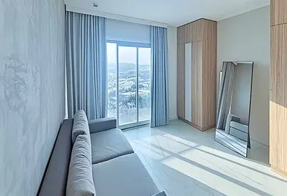 PREMIUM UNIT | VACANT | VERY NEGOTIABLE