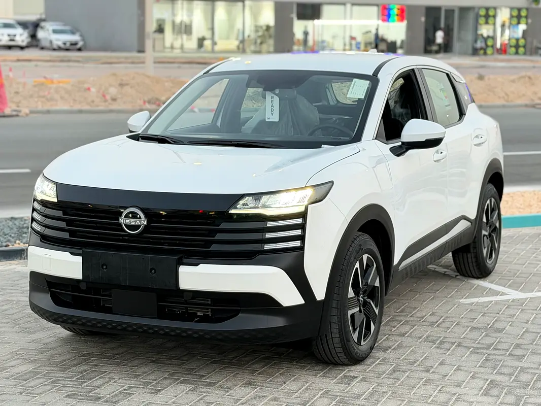 Nissan Kicks 2025 — photo 1 of 8