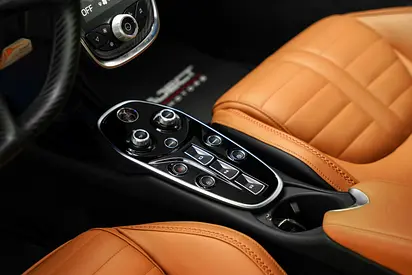 صورة مصغرة 8 لـ 2025 Mclaren GT