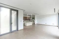 Single Row | Negotiable | Ready to Move in