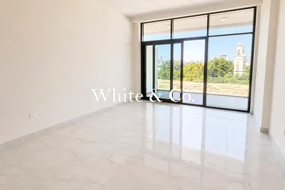Immaculate Studio | 454 Sqft | Low Floor