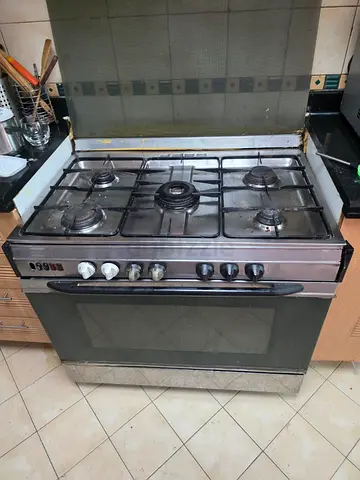 Used 5-Burner Gas Cooker with Oven - Stainless Steel, Needs Cleaning