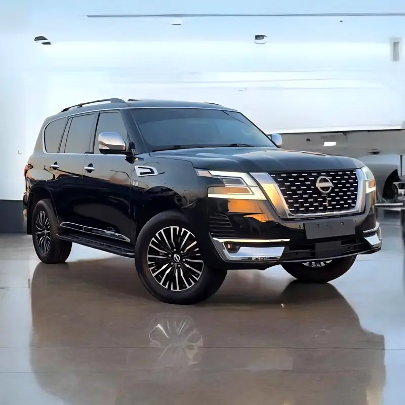 Nissan Armada 2019 — photo 1 of 20
