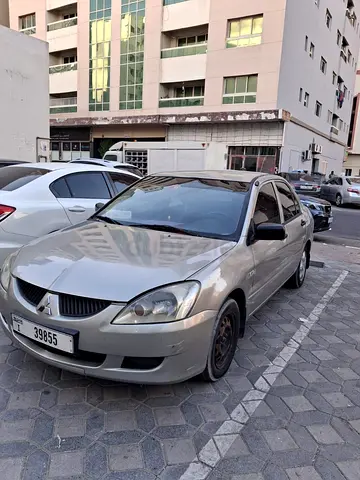 Mitsubishi Lancer 2005 GCC Specs