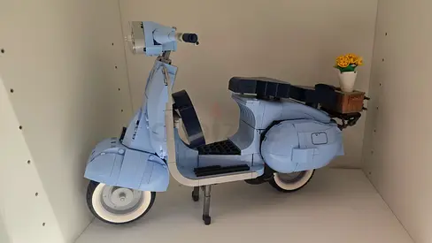Lego vespa 10298