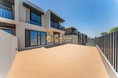 4BR | Modern Family Villa | Single Row
