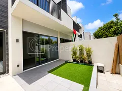 Single Row | Park Facing | Modern Living