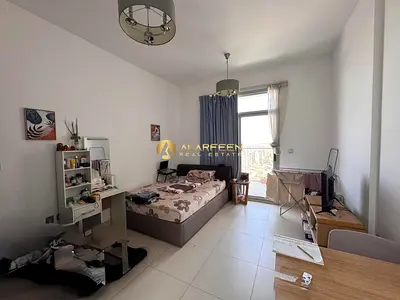 Studio Hotel Apartment | Candace Aster | Balcony & City View