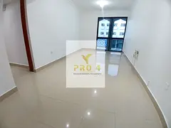 Wonderful 2Bhk Apt With Wadrobe 75k 4 Payment Central Ac At Muroor Road