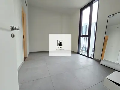 Specious luxury one bedroom for rent in Al Jada