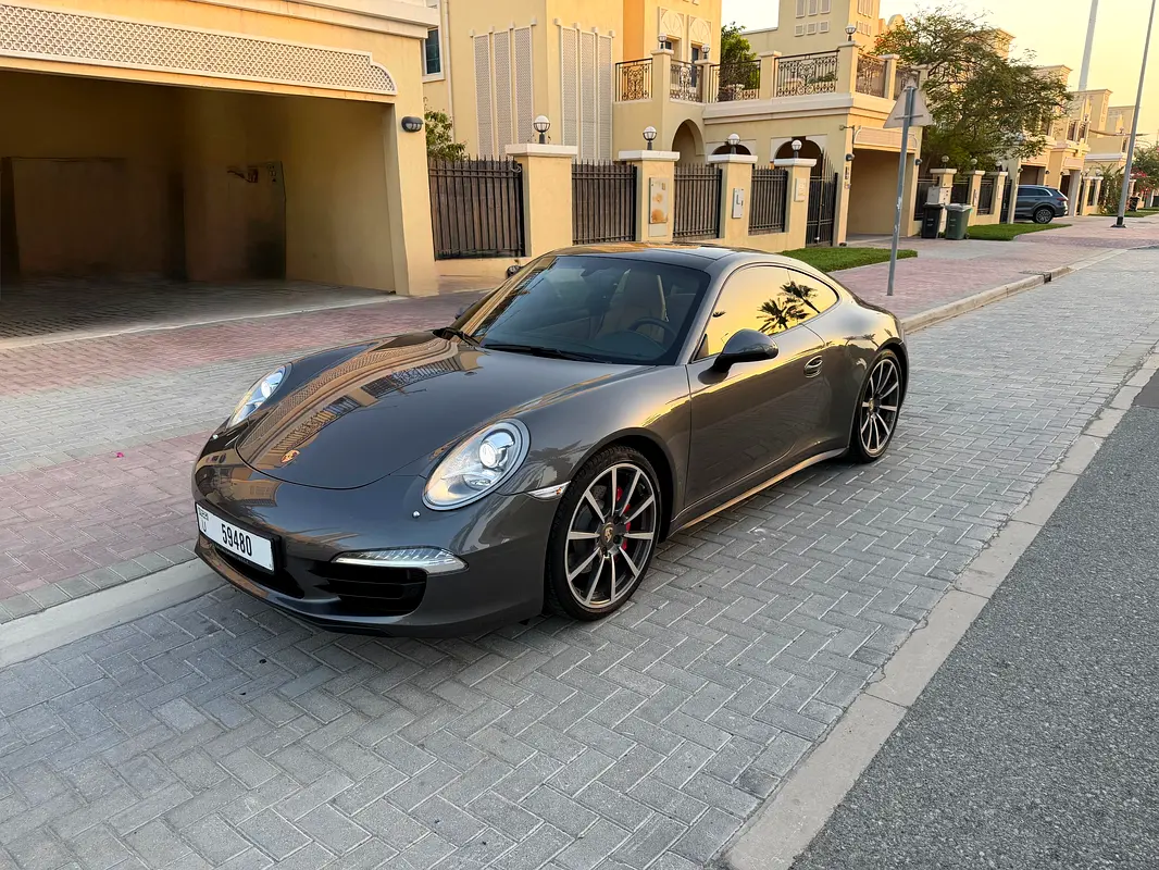 Porsche 911 2016 — photo 1 of 20