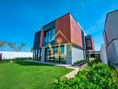Single Row| Prime Location| Luxurious Amenities Facing the Community Center|Near the Community Club