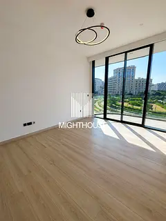 Spacious Studio | Garden View