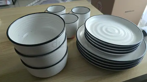 Stoneware dinner set