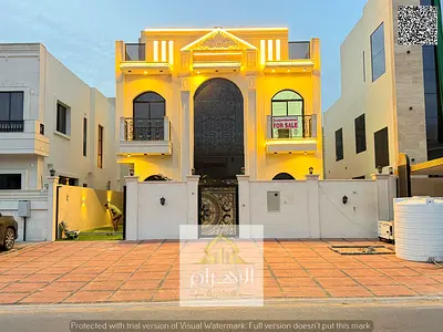 A golden opportunity not to be missed | Luxurious classic villa, two floors and a roof | Prime loca
