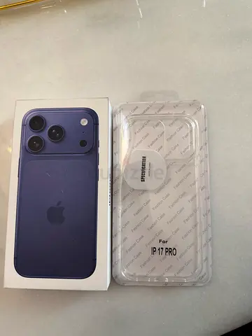 Apple iphone 17 Pro 256gb blue eSIM TDRA Brand New conditions open Box 4300 dhs.