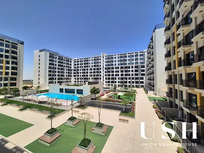 Furnished 1 BR | Pool View | Ready To Move In