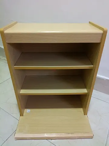 Small Wooden Cabinet with 3 Vertical Compartments - Light Oak