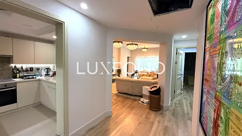 Sea view | Upgraded | Vacant