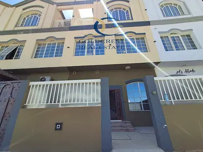 LEXURIOUS UPTOWN VILLA FOR SALE!