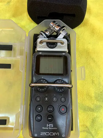Zoom XYH-5 handy Recorder