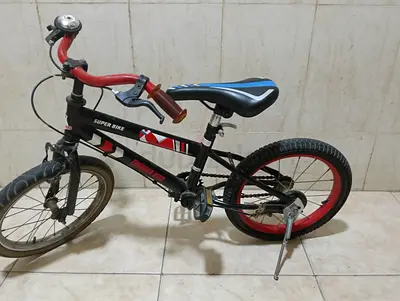 Kids 16-inch Super Bike — Good Condition, Ready to Ride