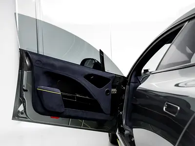 2019 Aston Martin RAPIDE — миниатюра 7