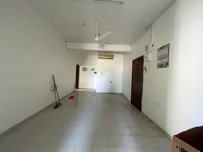 Spacious 2bhk in Al nabba split ac end gas family building balcony with free parking in Al nabba