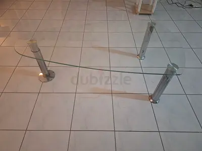 Glass Coffee Table with Metal Legs (Oval shape) 130cm*70cm