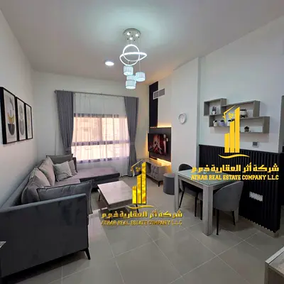 شقه للايجارغرفه وصاله مفروشه بعجمان بفرش نظيف ومرتب _ كورنيش عجمان _ شامل جميع الفواتير والانترنت _  مفروش بالكامل بأثاث أنيق