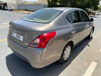NISSAN SUNNY 2015