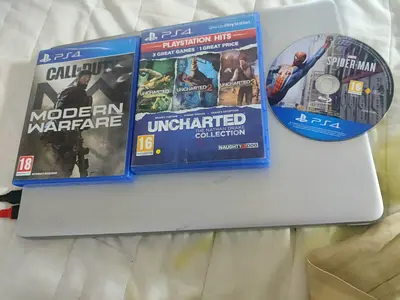 Three game 300 ps4