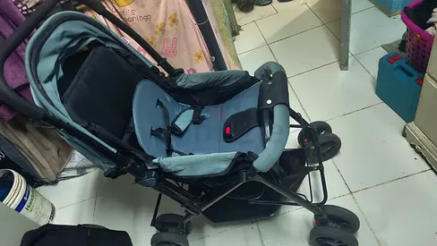 Lightweight baby stroller/pram in good used condition