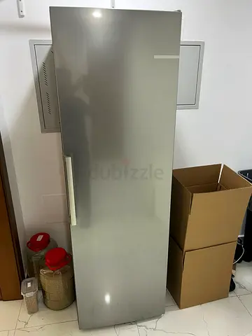 Bosch stand freezer for sell good working
