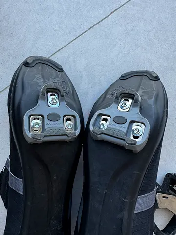 Used Cycling Shoes with SPD Cleats (look keo 2max) - excellent Condition