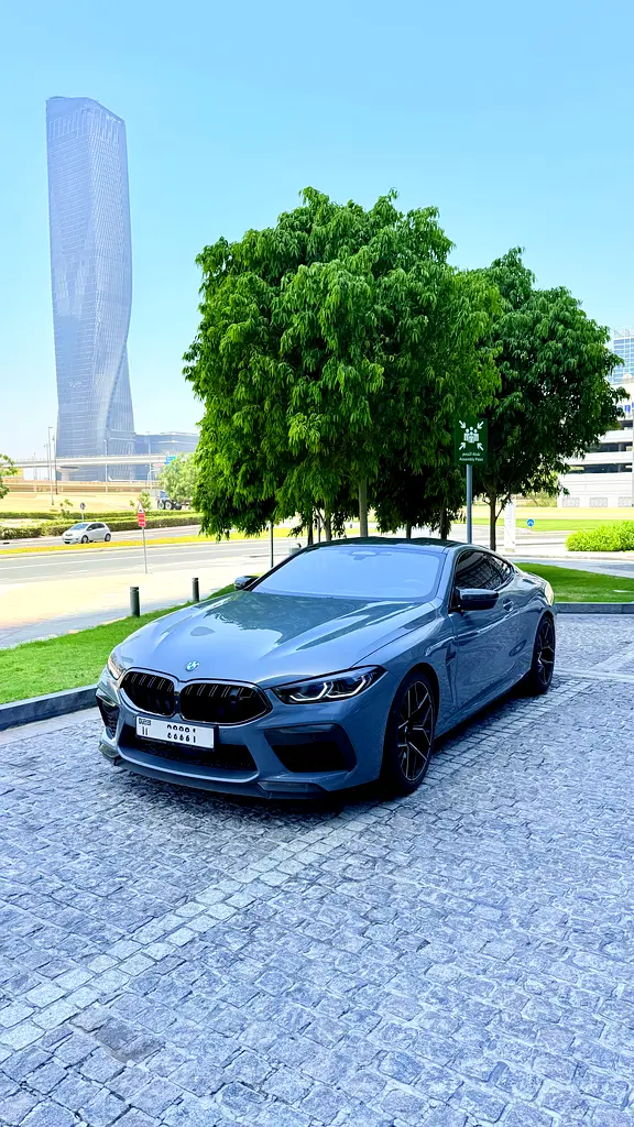 BMW M8 2020 — photo 1 of 13