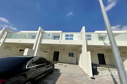 Furnished R2-MB | Ready To Move In