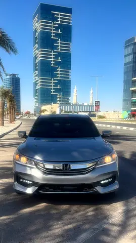 Honda Accord Sport 2017 - American Specs - Well Maintained
