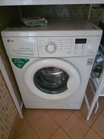 LG Front Load Washing Machine 6kg - Good Working Condition